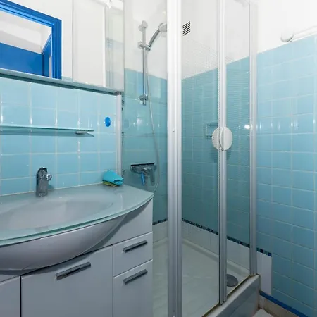 דירה T3 6 Pers. A Bormes, Vue Mer, Parking, Clim - Fr-1-803-84